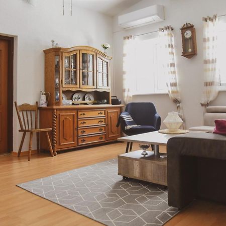 Apartments Haus Hagen シベニク エクステリア 写真