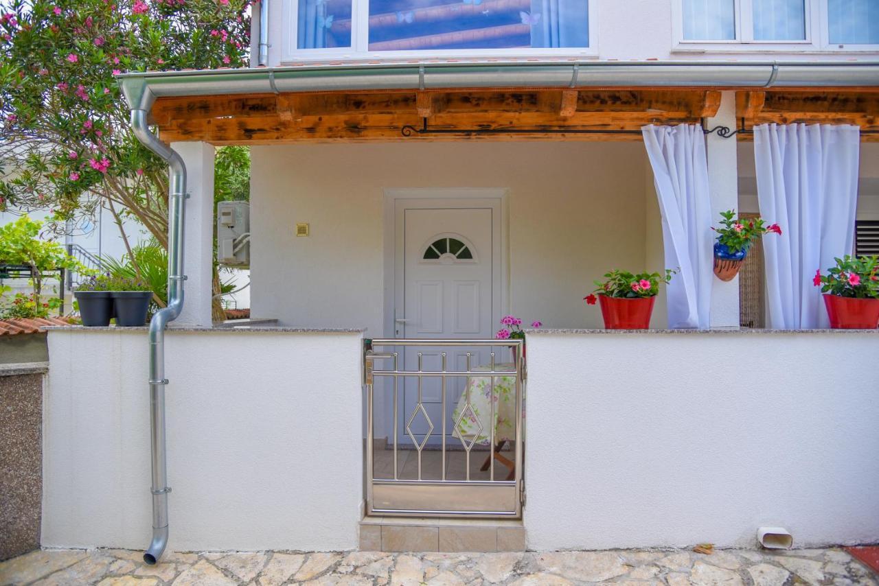 Apartments Haus Hagen シベニク エクステリア 写真