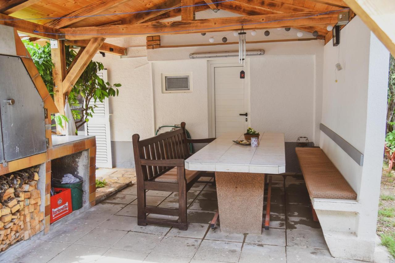 Apartments Haus Hagen シベニク エクステリア 写真